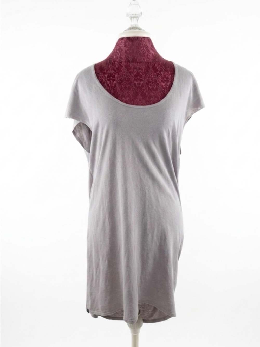 Errant Relaxed Scoop Neck Short Sleeve Tunic Dress in Light Gray Size Medium